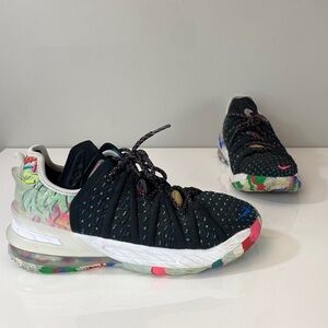 Nike Lebron 18 James Gang Boys Basketball Sneakers Size 5.5 (Youth)